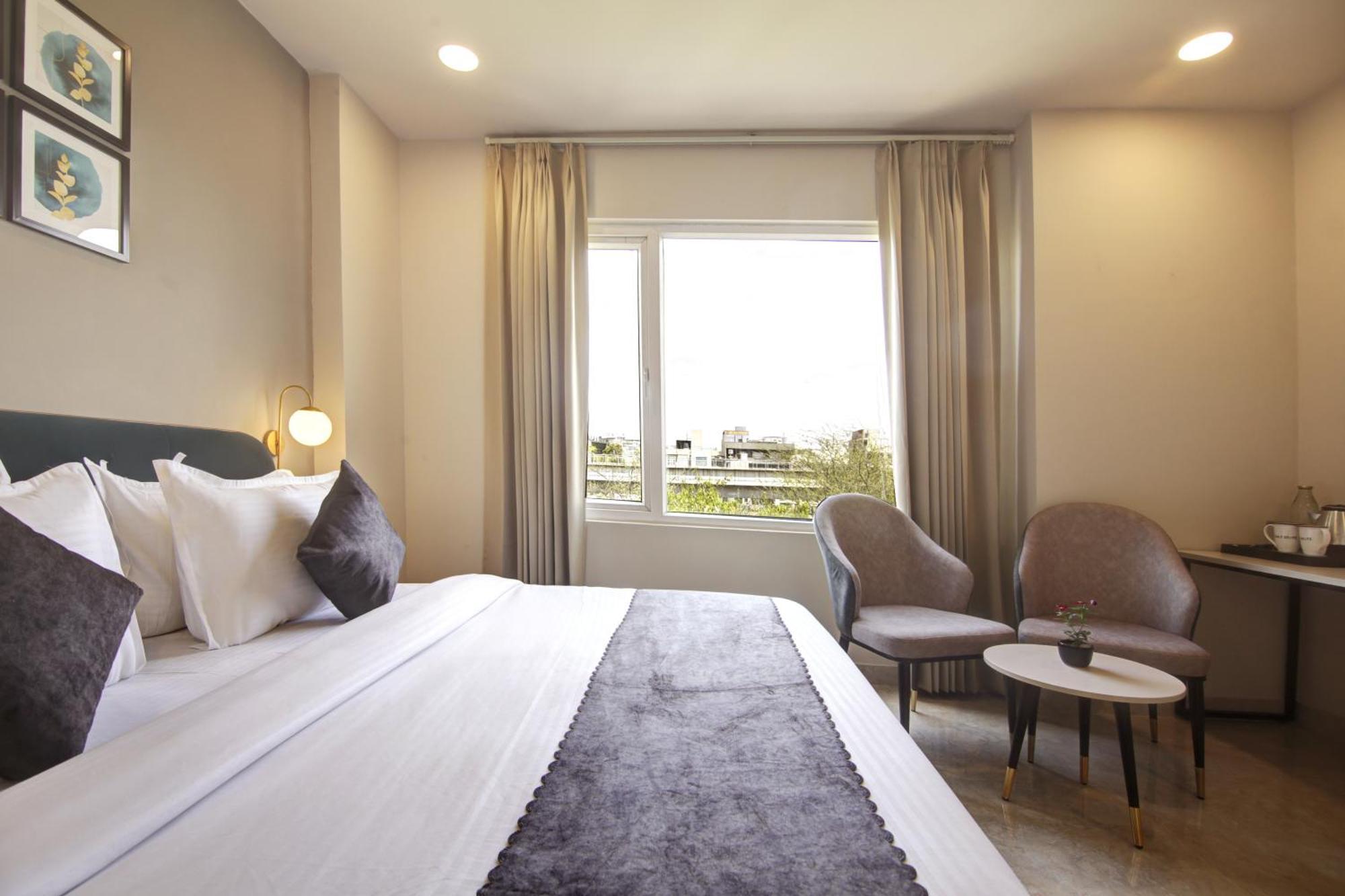 Saltstayz Select - Golf Course Road Гургаон Екстериор снимка