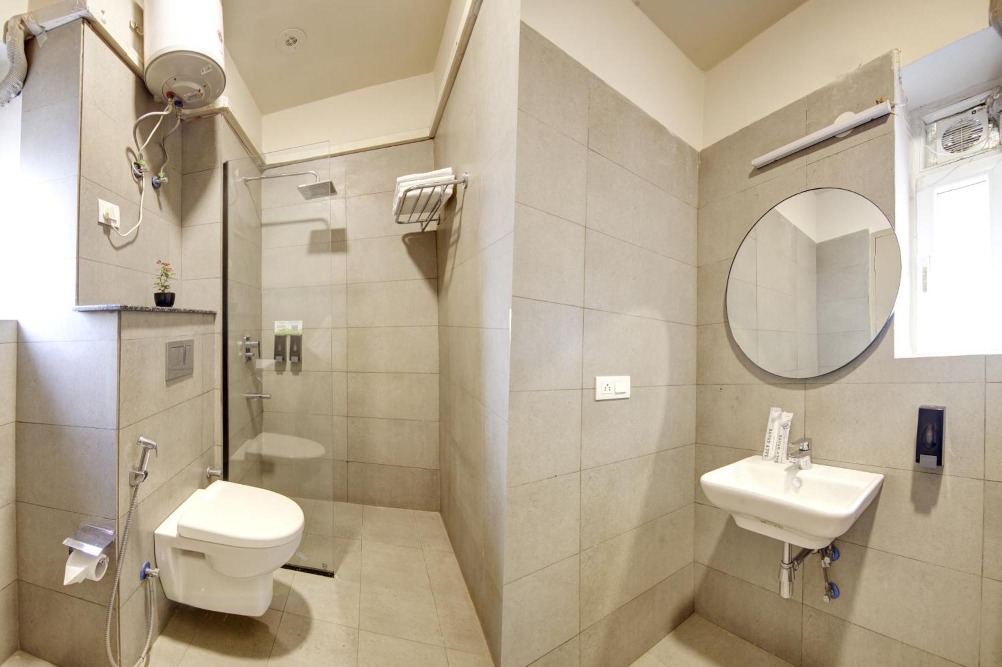 Saltstayz Select - Golf Course Road Гургаон Екстериор снимка