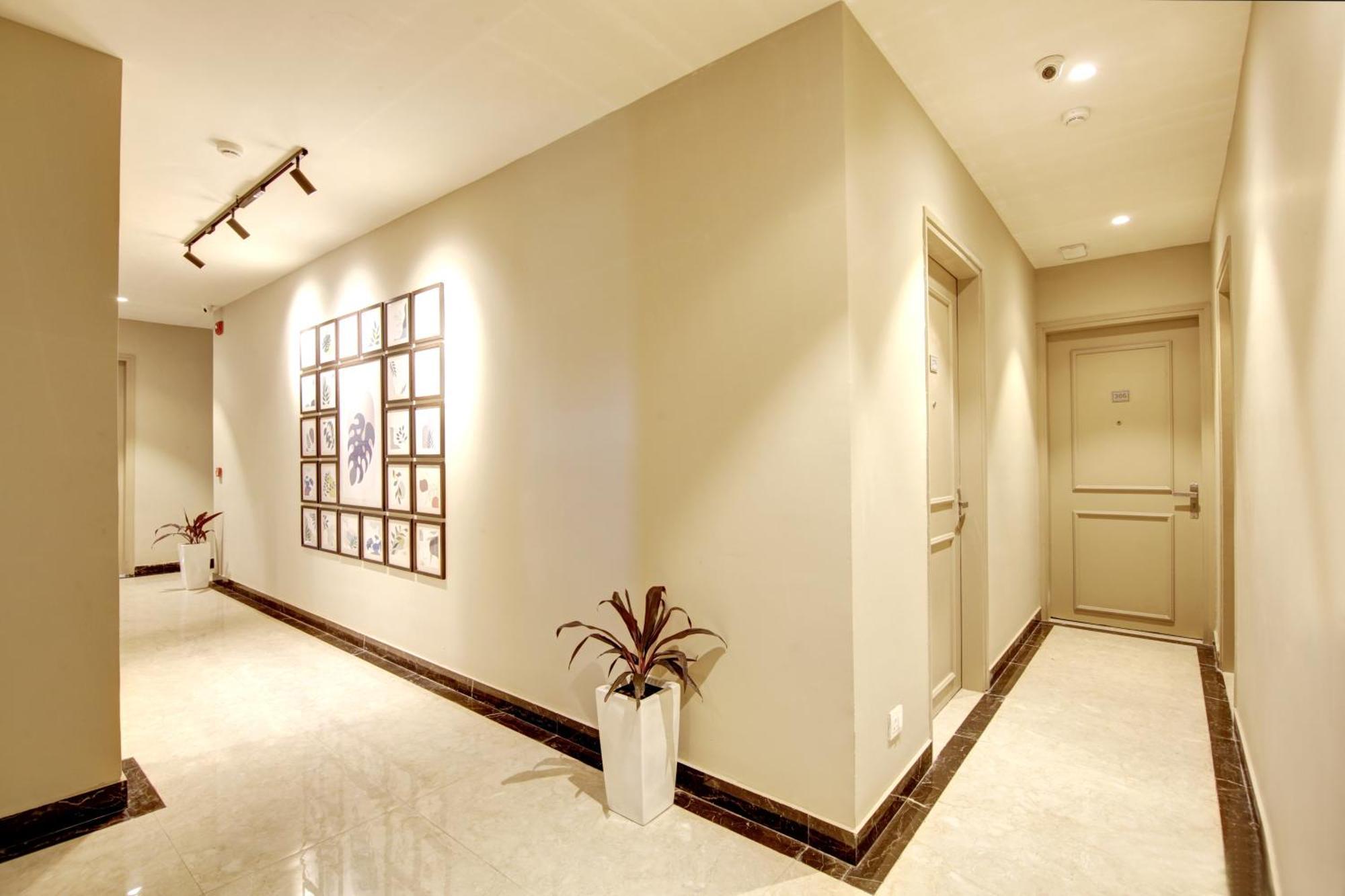 Saltstayz Select - Golf Course Road Гургаон Екстериор снимка